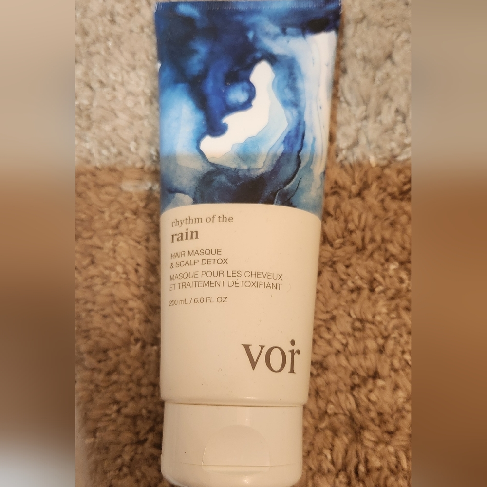 Voir rhythm of rhe rain hair mask